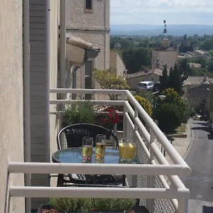 Appartement Maly Appart Avec Balcon Et 1 Studio En Rez-de-chaussée, Vedène