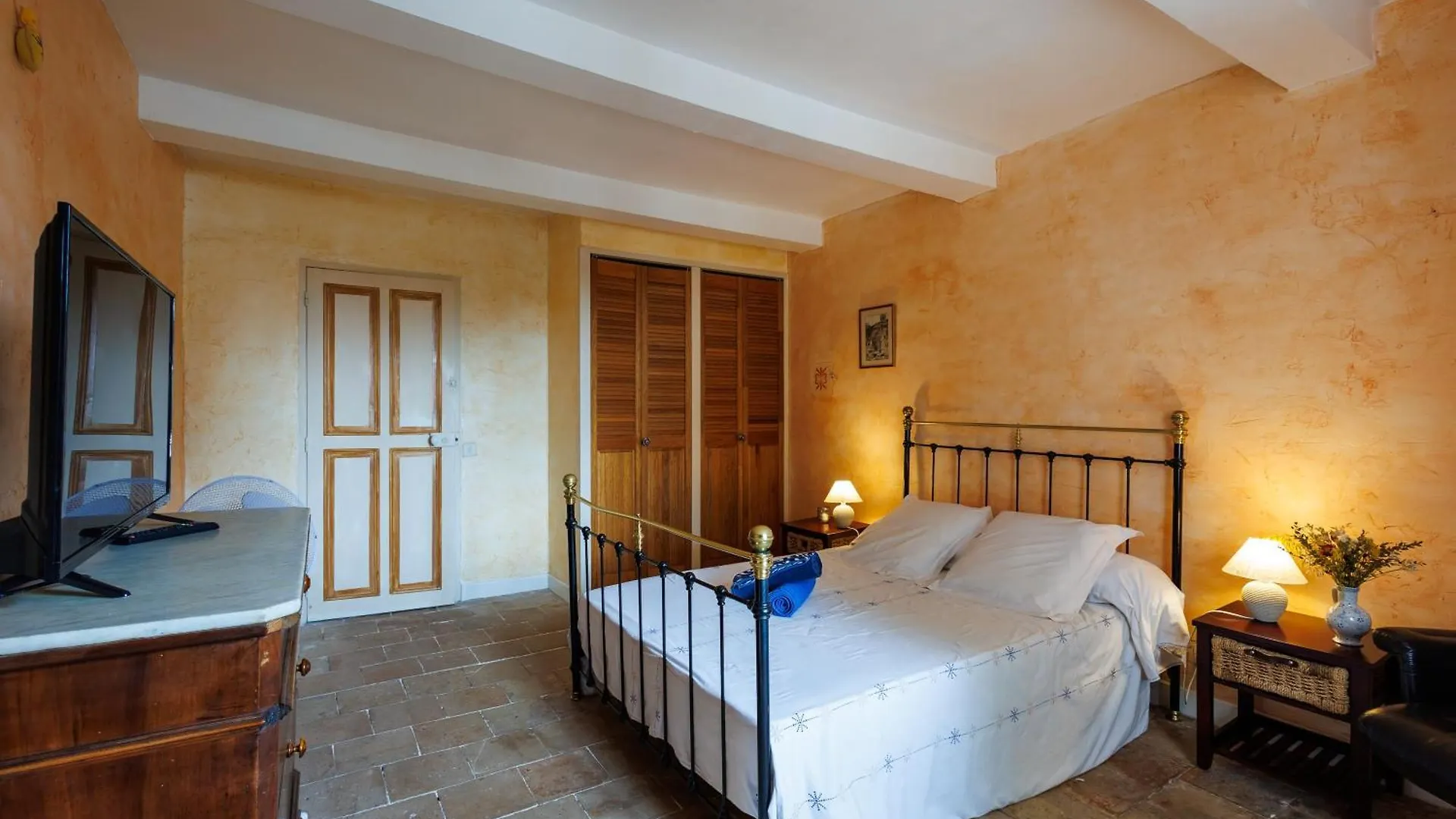 Le Guiguet - Mas Provencal Avec Piscine Pour 10 Villa Vedene Holiday home